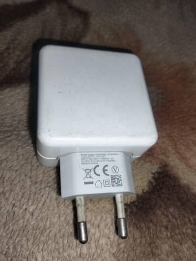 Oppo 33 watt original box pulled charger