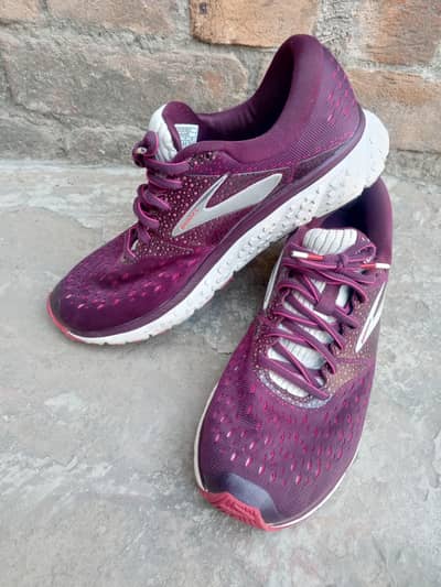 Brooks shoes