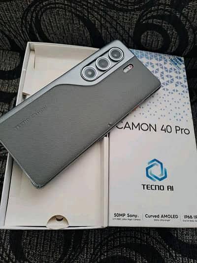 Tecno camon 40 pro