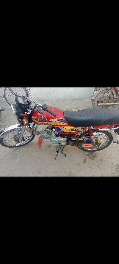 Honda 70 25 model good condition location khurrianwala