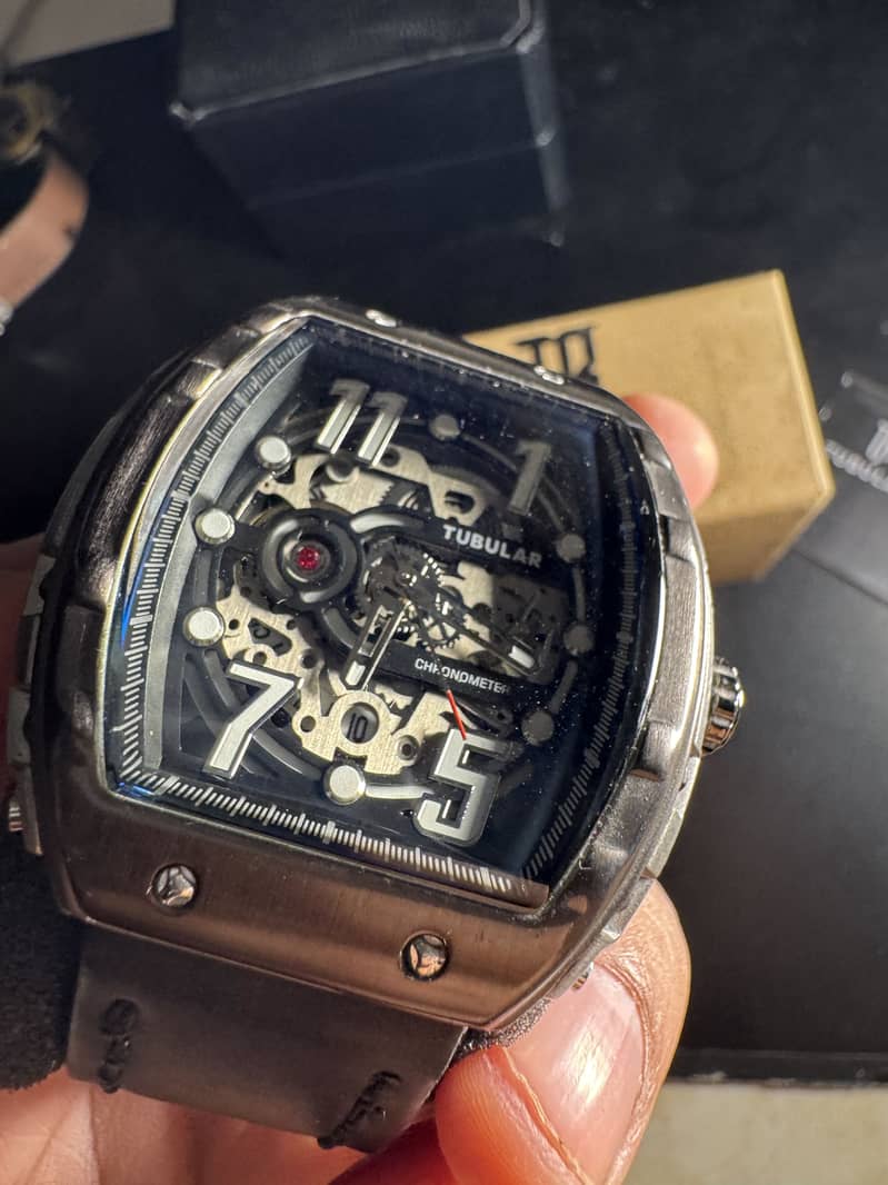 TUBULAR RECTANGULAR WATCH 3