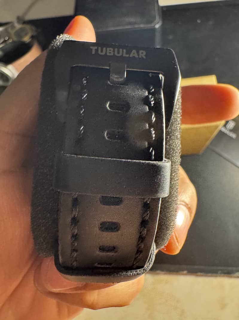 TUBULAR RECTANGULAR WATCH 6