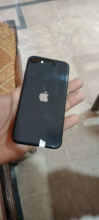 iphone SE 2020.128GB