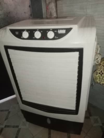 This is electric cooler