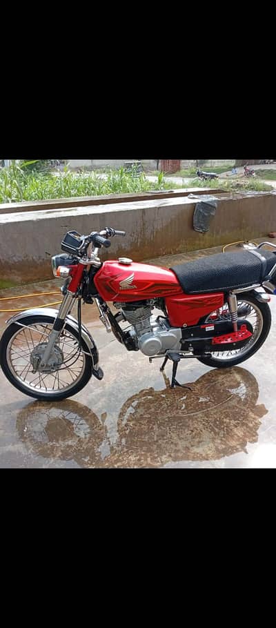honda 125 -17 euro 2