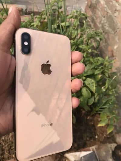 iPhone XS Gold