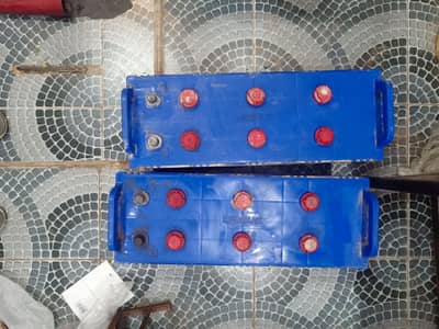 UPS with 2 batteries for Sale