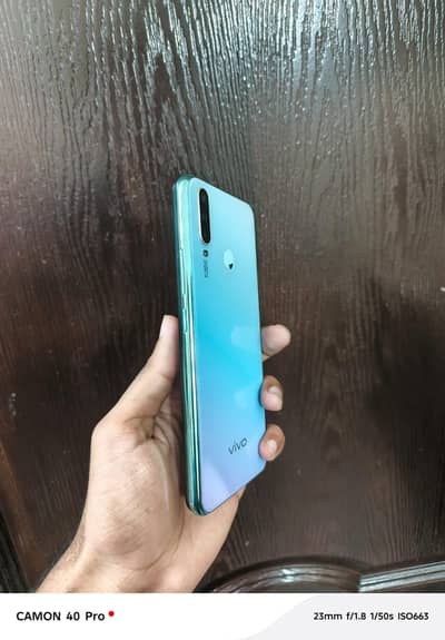 vivo y17 8/256 GB