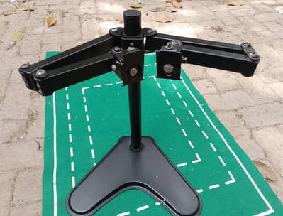 Double Monitor Stand in Good Condition at Reasonable Price