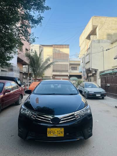 Toyota Corolla Altis 1.6 Black Dual VVTI 2016 Model