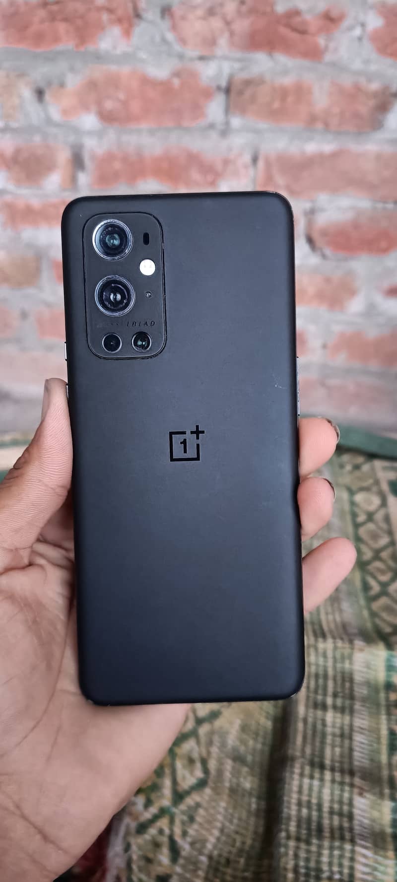 One Plus 9 Pro 1