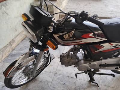 Honda CD 70 lush and genwain condition 24/25 model Black  color. . . . .