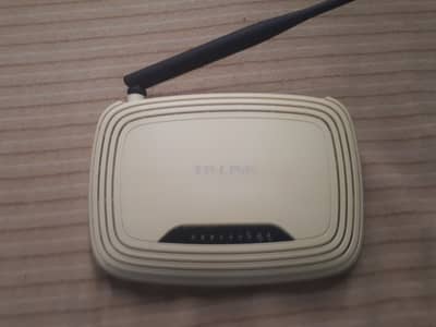 TP-Link 150Mbps Wireless Router TL-WR740N & Huawei GPON ONU  HG8310M