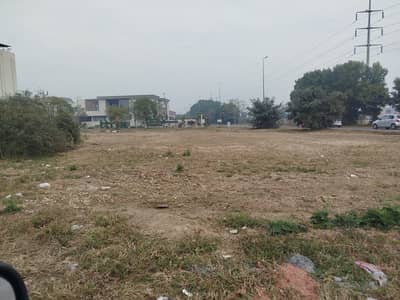 DHA PHASE 9 PRISM BLOCK F-1 KANAL SUPERB LOCATION PLOT
