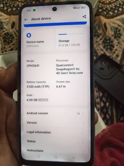 4+4/128 box and chrger sat h only whatssp pr rabita krna