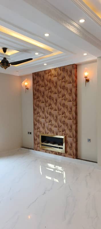 6 MARLA LUXURY VILLA IN EASTERN HOMES