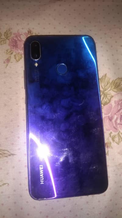 Huawei nova 3i 128 gb ic ka issue ha baki ok ha on ni ha mobile