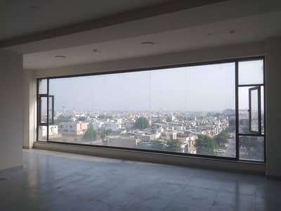 8 Marla Commercial Floor For Rent In Phase 6 DHA Lahore