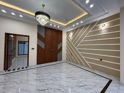 Jubilee Town 5 Marla House Prime Location Available For Sale