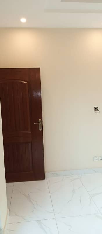 7 Marla Attractive Location Near To Beaconhouse School Is Available For Sale In DHA Phase 6 Block J Lahore