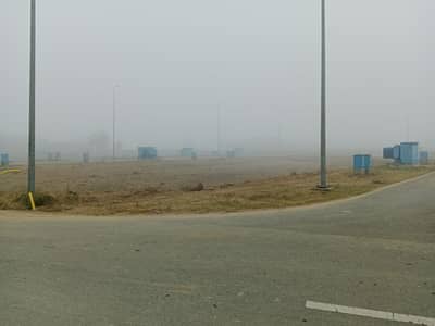 Corner Plot + Facing Main Rd