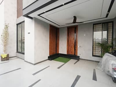 End Your Search For Corner House Here And Sale Now