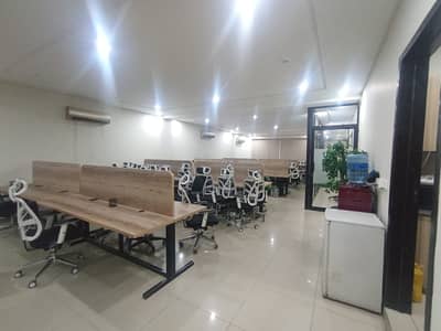 8 Marla Floor With Lift And 2 Washrooms In DHA Phase 6