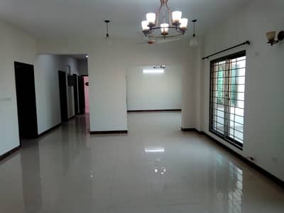 12 Marla Apartment In Askari 11 B, 3rd Floor