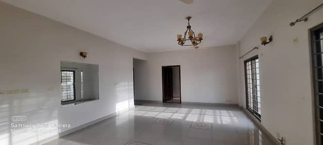 New 10 Marla House In Askari 11 Sector D