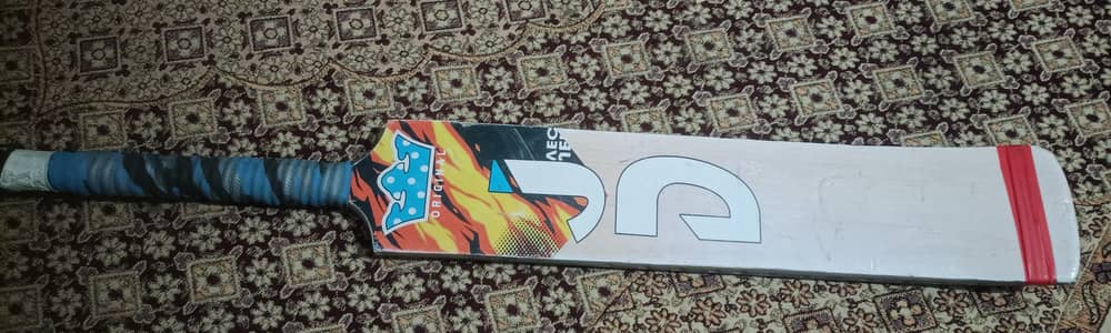 Cricket  bat (JD edition)