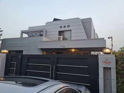 Phase 6, Block-J, Used House Owner Build For sale On Very Hot Location in Reasonable Price