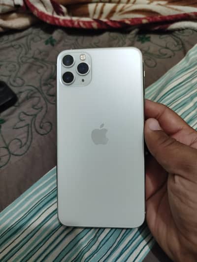 I phone 11 pro max 256 gb