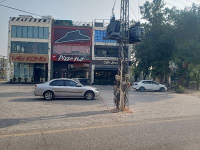 6 Marla Building At Excellent Location