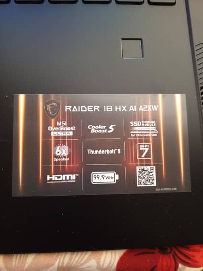 MSI RAIDER 18HX AI Dragon edition
