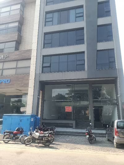 8 Marla Plaza At Excellent Location