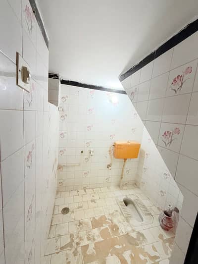 8 Marla double Story Corner House For rent 0323.4432274