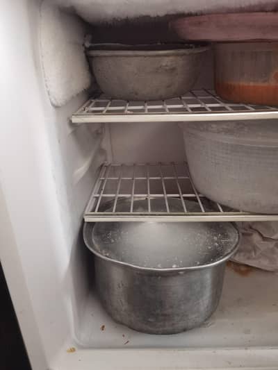 Haier fridge 1 sal use hua hai