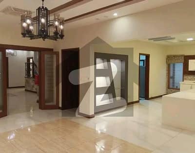 1000 Yards Full Bungalow for Rent in Clifton block 5 Karachi