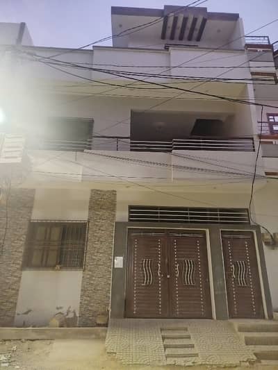 This Is A Most Chance Deal To Avail Luxurious Lease Excellent Quality "Owner Built"  Lease Almost A New 120sqyd House,  Very Close To The Society Main Entrance, Park, Shops And Masjid.   Capital Society Scheme 33