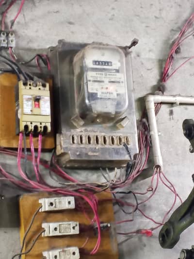 3 phase sub meter behtreen bara hai  koi fault nai hai zebrdast pra ha