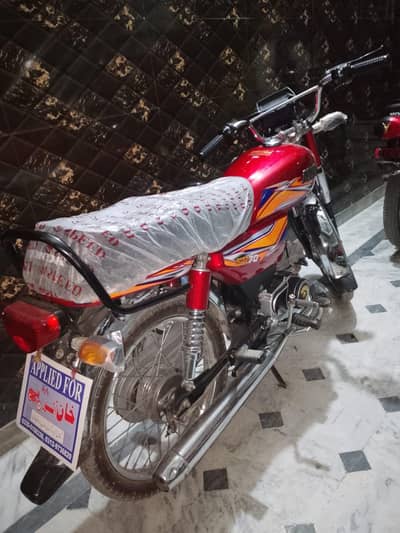 BRAND NEW HI SPEED 70 BEST BIKE IN THIS PRICE