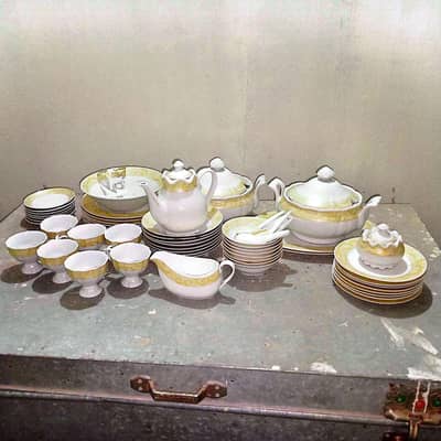 Dinner Set For Sale