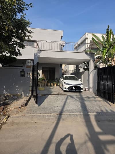 3 Bedroom Upper Portion Of One Kanal IH House