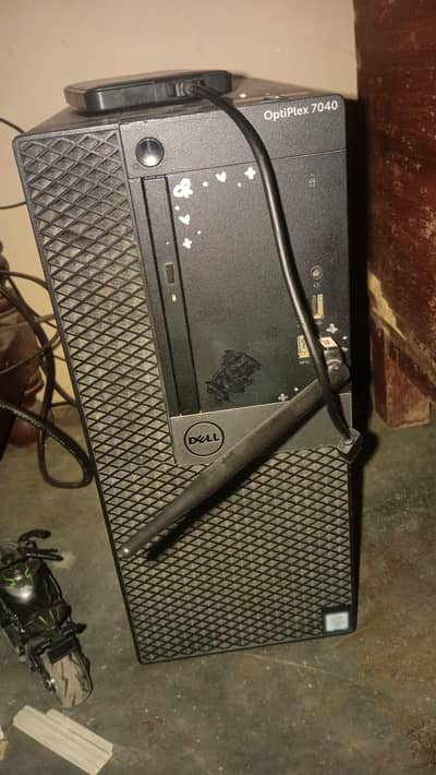 Dell optiplex 7040 MT 6th gen (NVME M. 2 supported)