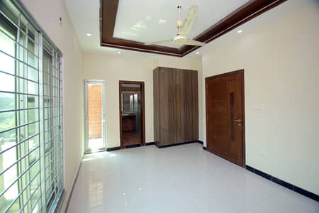 5 Marla House Like Brand New