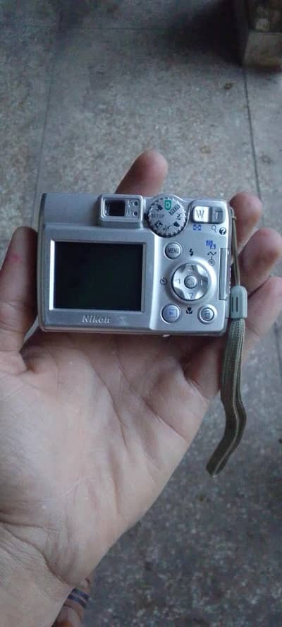 Nikon Coolpix 5600