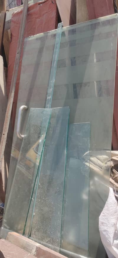 فراسٹڈ گلاس ڈور اور گلاس شیٹس برائے فروخت