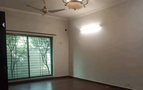 Spacious 17 Marla House Available For Rent In Askari 10 - Sector F