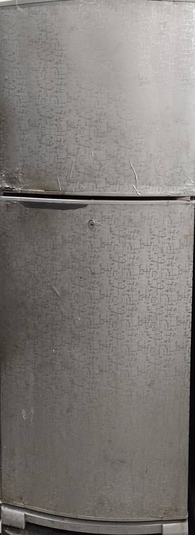 Dawlance fridge for sale