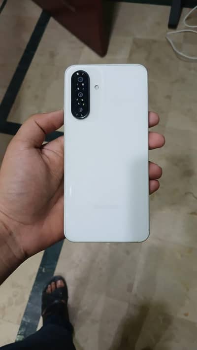 All ok not a singal scratch and in under warranty